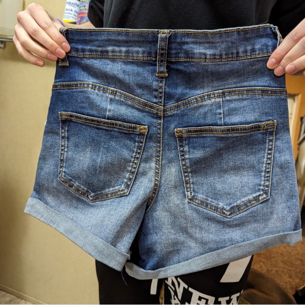ARIYA Denim Shorts